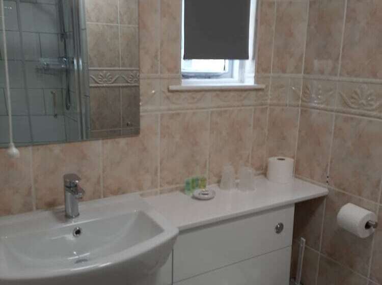 酒店 Dunedin Guest House