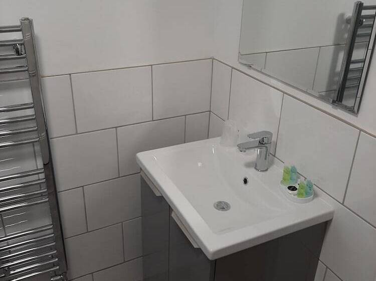 酒店 Dunedin Guest House