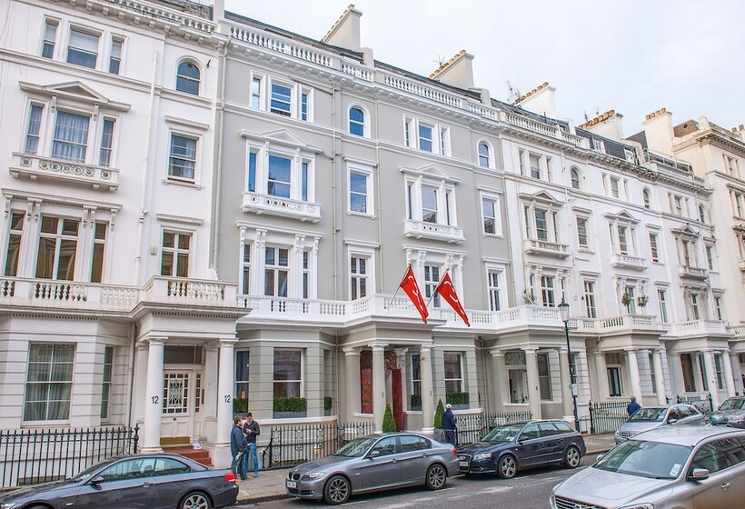 בית מלון כפרי The Exhibitionist