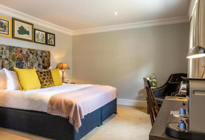 Отель The Foley