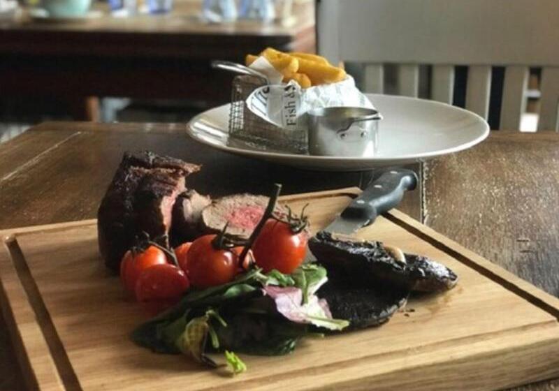 Отель The Foley