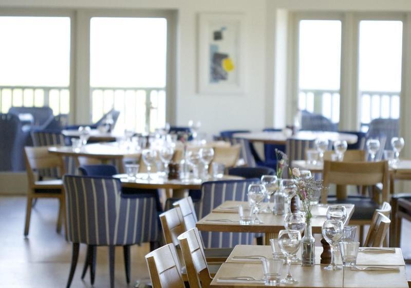 Отель The Lewinnick Lodge