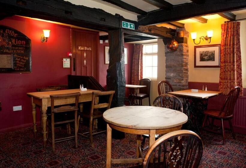فندق The Old Black Lion