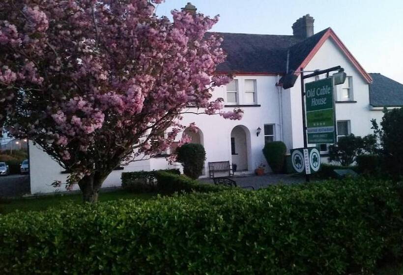 בית מלון כפרי The Old Cable Historic House