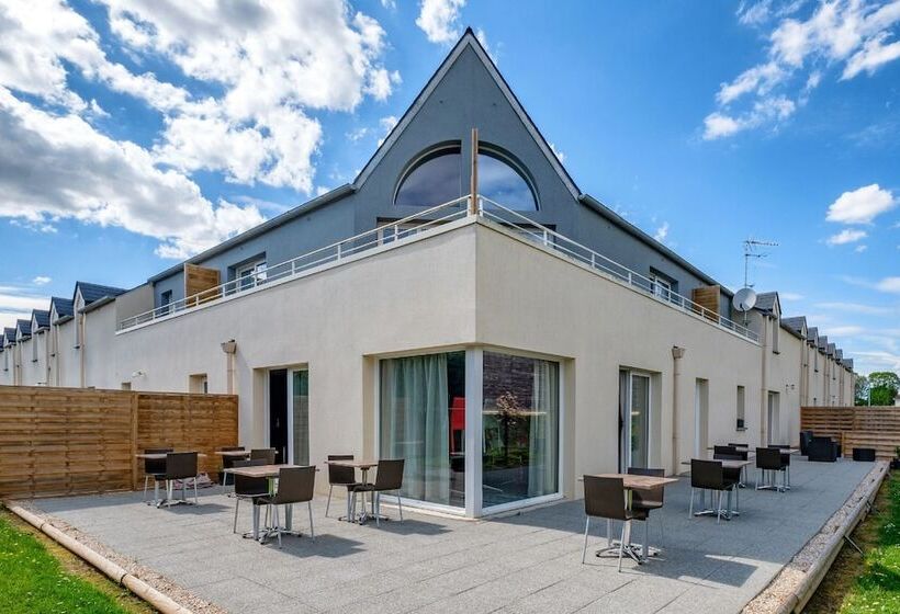 ホテル The Originals City, Hôtel Acadine, Le Neubourg