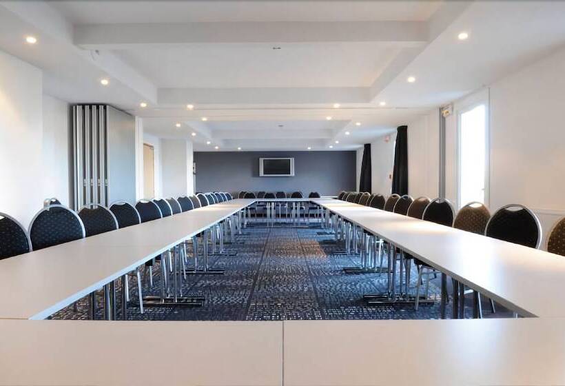 ホテル The Originals City, Hôtel Acadine, Le Neubourg