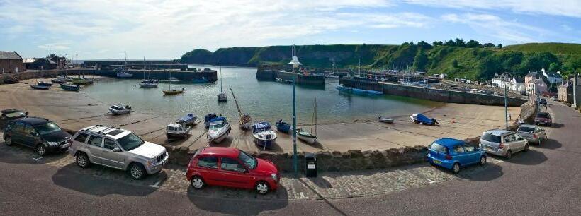 فندق The Ship Inn