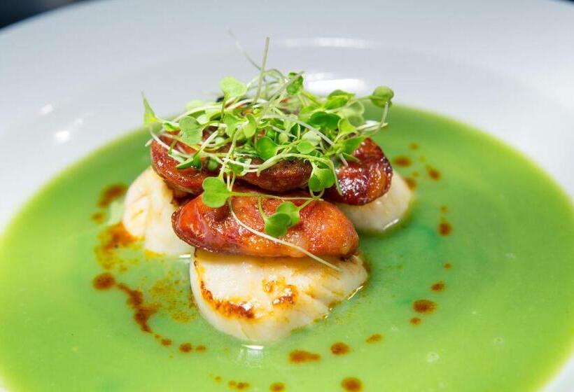 فندق The Ship Inn