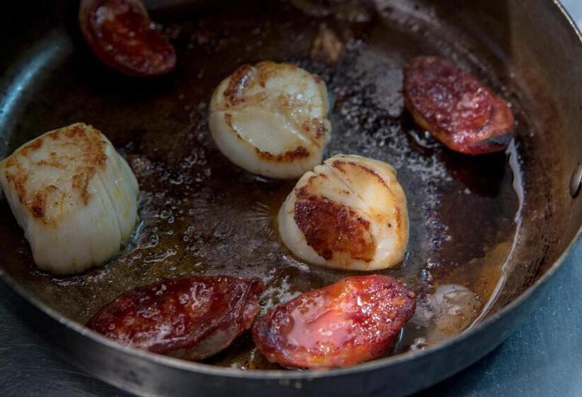 فندق The Ship Inn