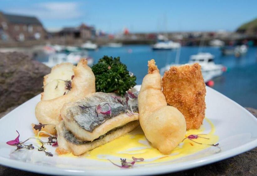 בית מלון כפרי The Ship Inn