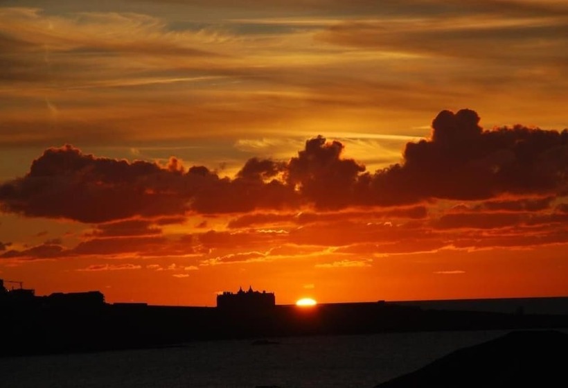 בית מלון כפרי The Whipsiderry