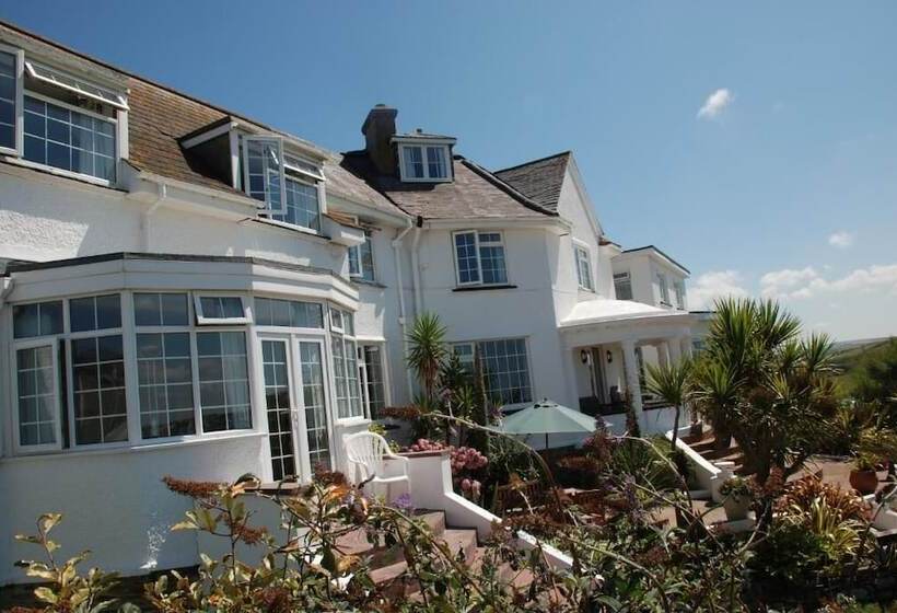 בית מלון כפרי The Whipsiderry