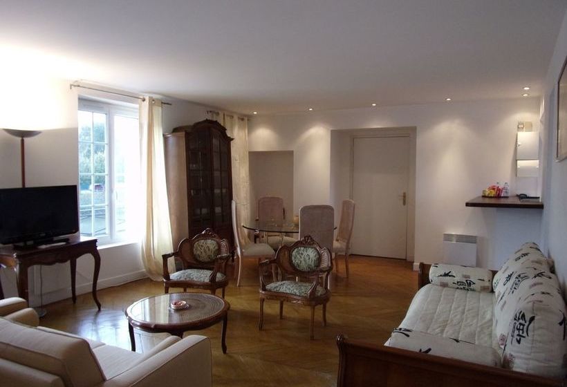 Отель Top' Meubles Locations