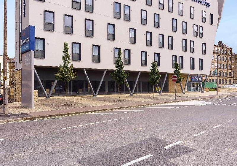 فندق Travelodge Bradford Central