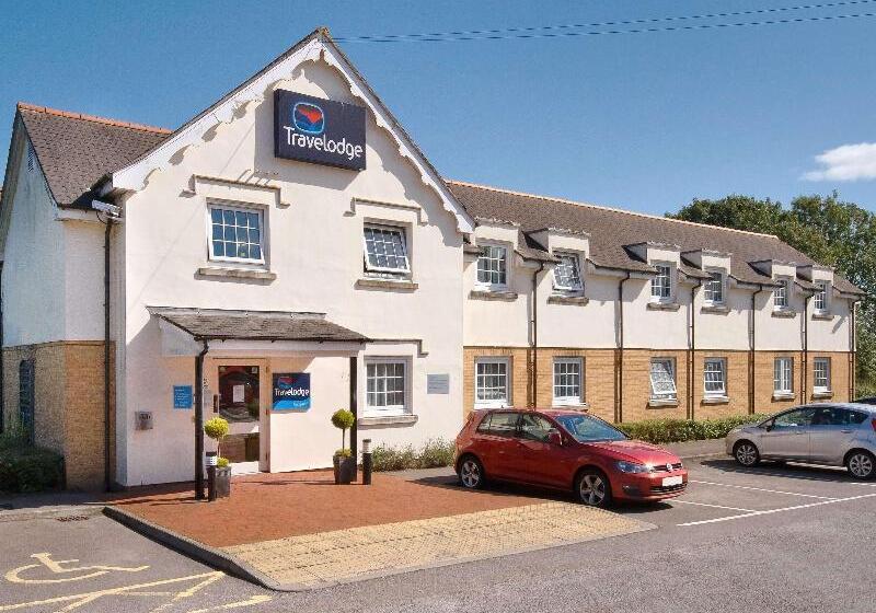 호텔 Travelodge Cardiff Airport