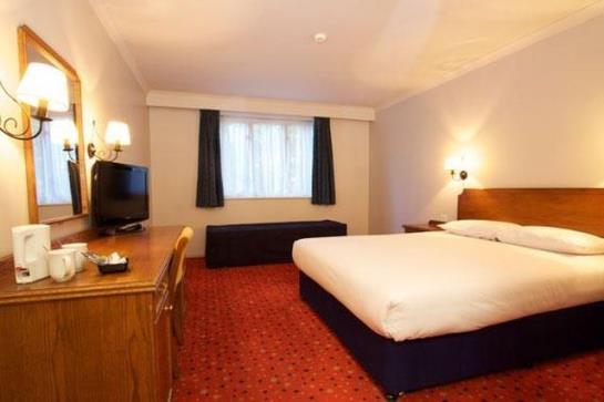Отель Travelodge Keighley