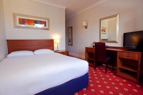 ホテル Travelodge Redhill