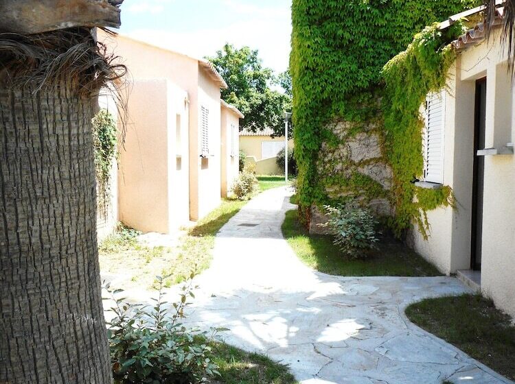 호텔 Village De Vacances Marina D Oru