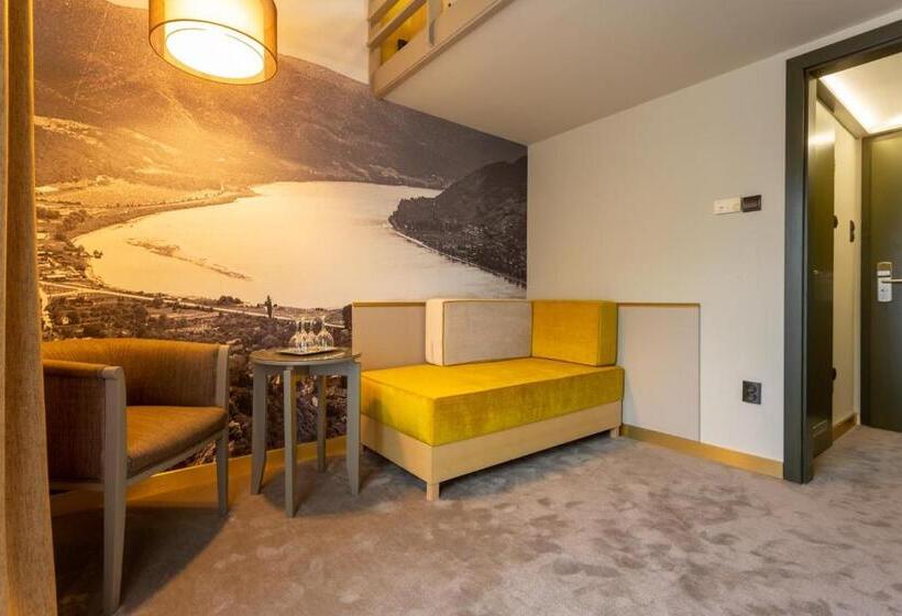 Отель Visegrád