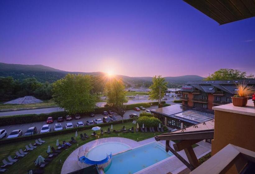 Отель Visegrád