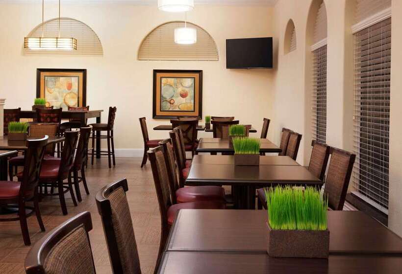 בית מלון כפרי Wingate By Wyndham San Marcos