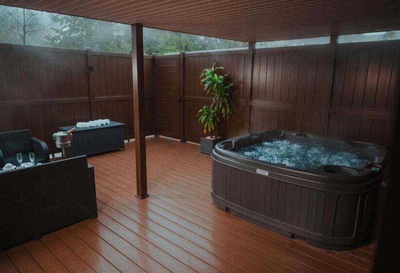 ホテル Wroxall Abbey