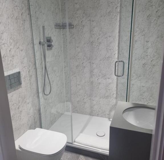 酒店 Wroxall Abbey