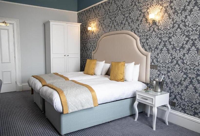 ホテル Wroxall Abbey