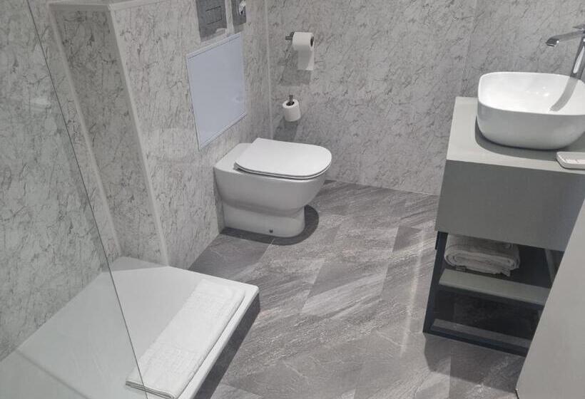 酒店 Wroxall Abbey