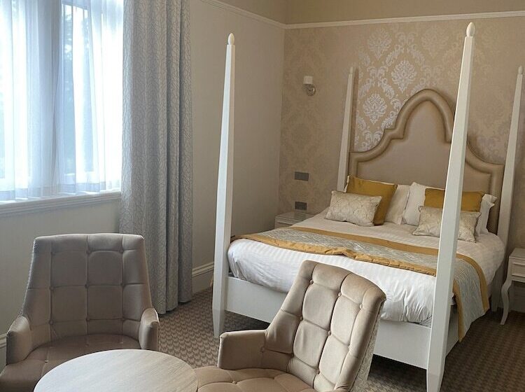 酒店 Wroxall Abbey