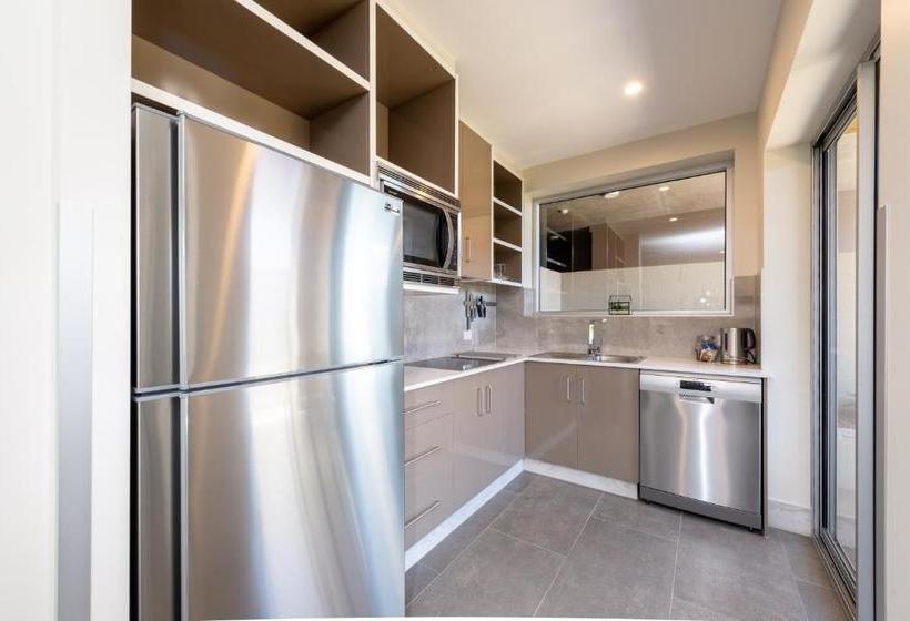 Laguna Serviced Apartments