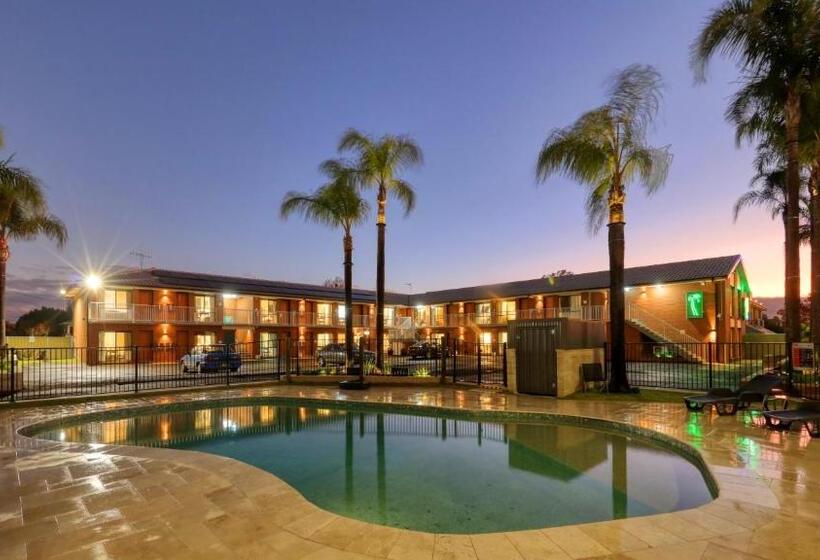 مُتل The Palms Dubbo