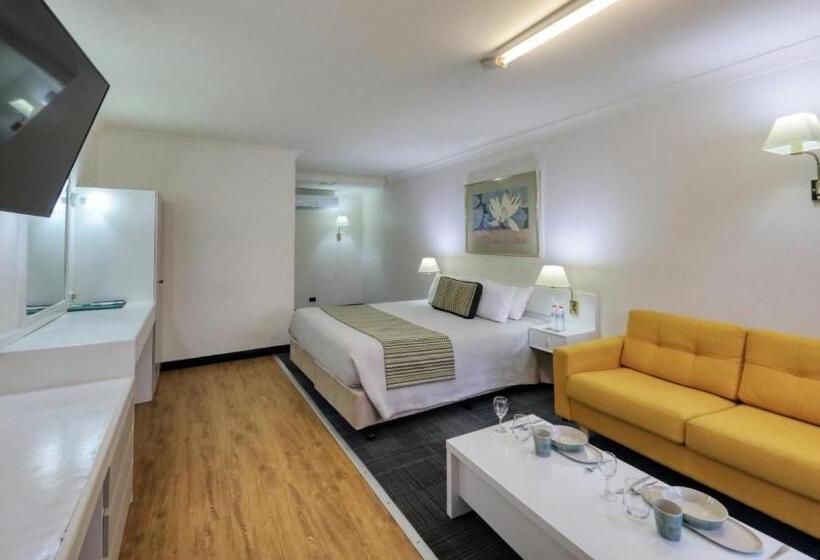 مُتل The Palms Dubbo