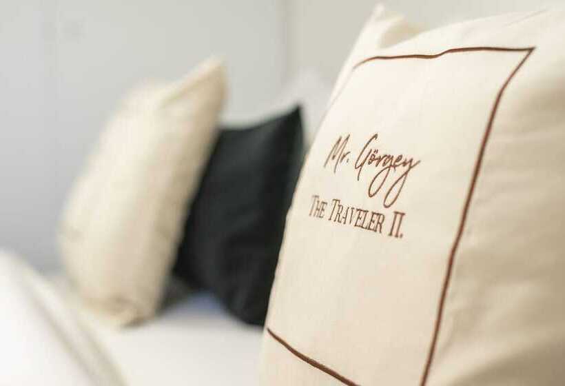 Mr. Görgey Art Hotel & Bisztró