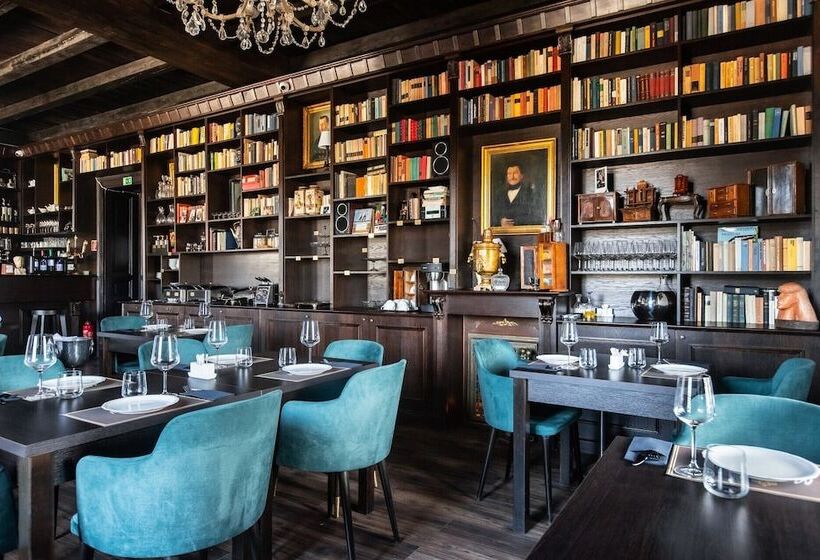 Mr. Görgey Art Hotel & Bisztró