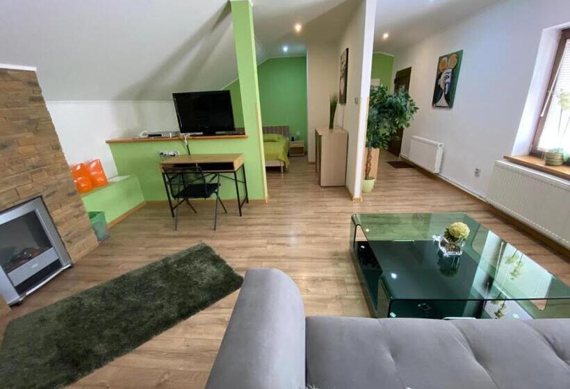 بنسيون Penzion Hradby