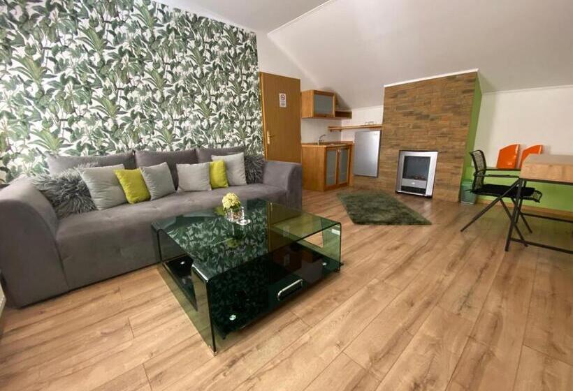 بنسيون Penzion Hradby