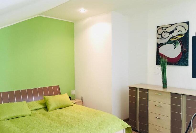 بنسيون Penzion Hradby