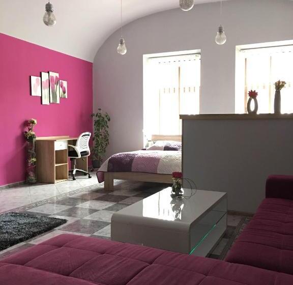 بنسيون Penzion Hradby