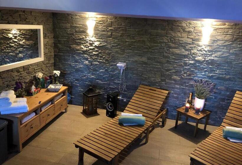 بنسيون Slanický Dvor