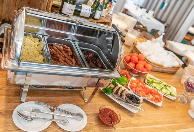 Strandhotel Balka Søbad