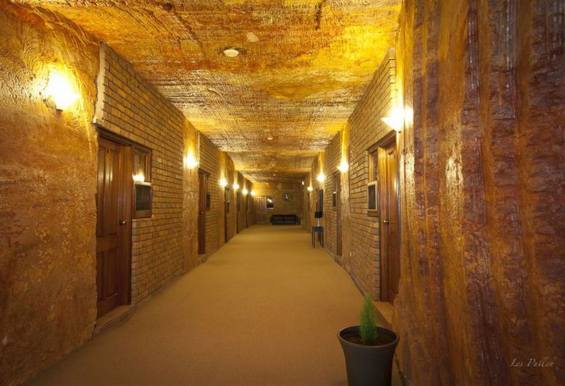 The Lookout Cave Underground Motel