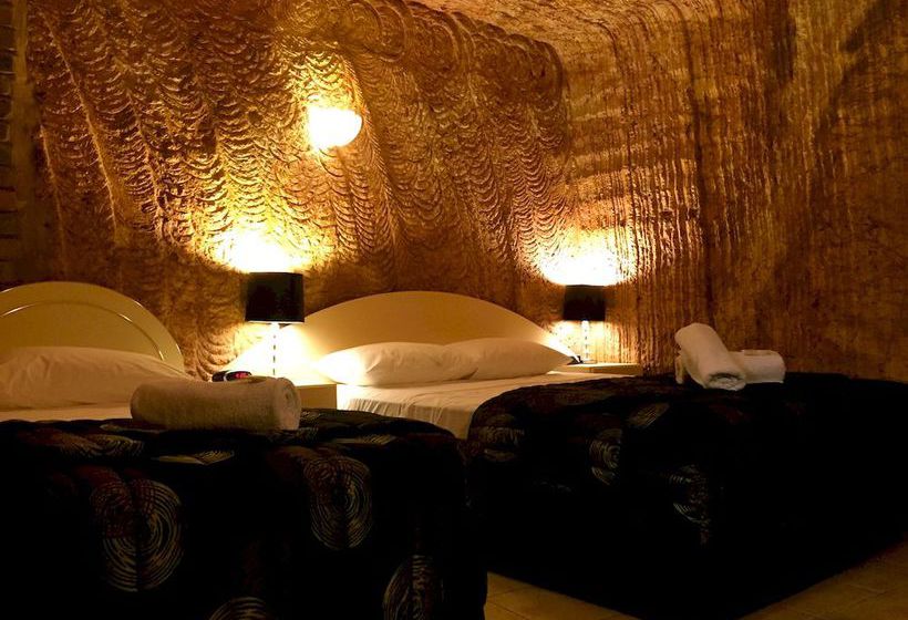 The Lookout Cave Underground Motel