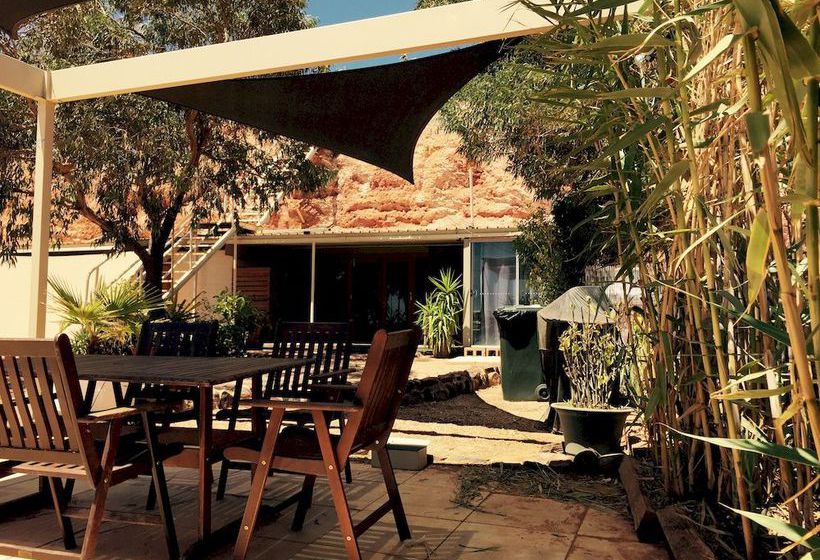 The Lookout Cave Underground Motel