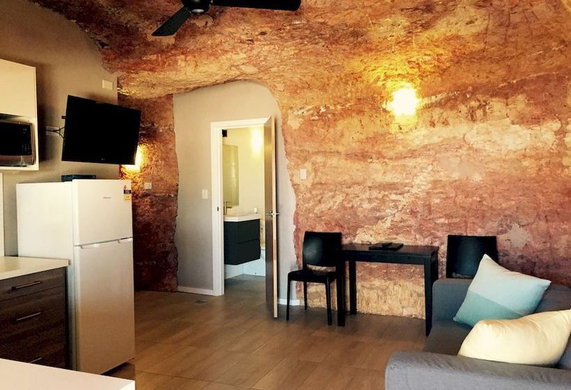 The Lookout Cave Underground Motel