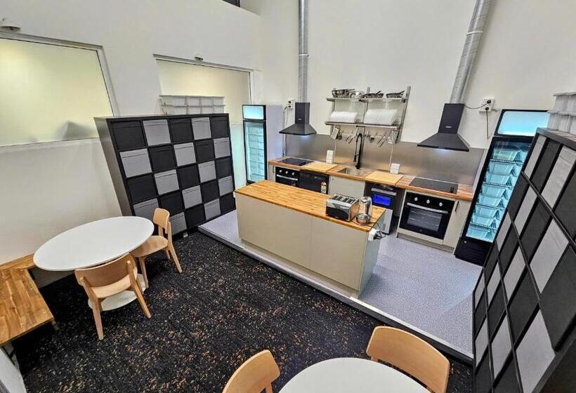 Trademark Hostel Sydney