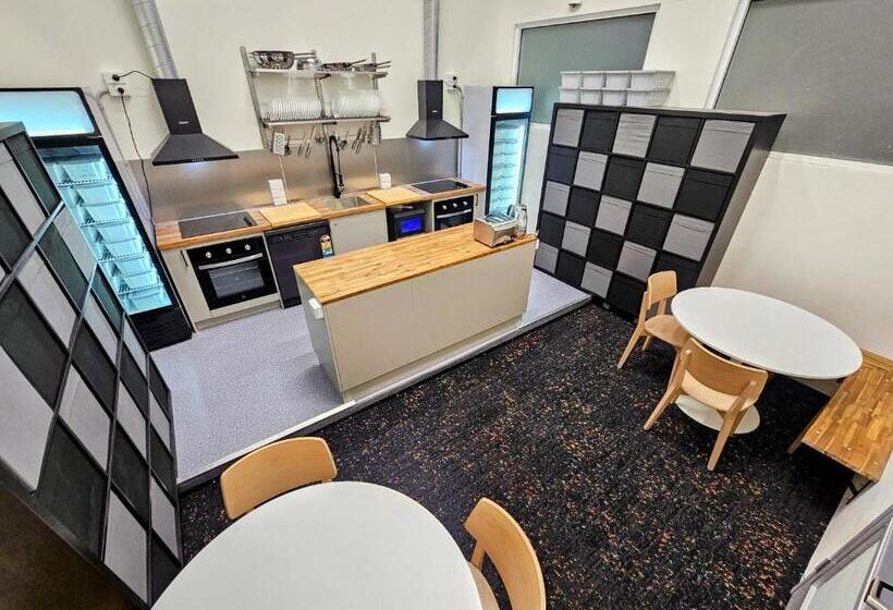 Trademark Hostel Sydney