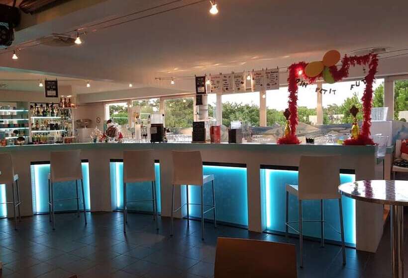 Village Club De La Grande Baie