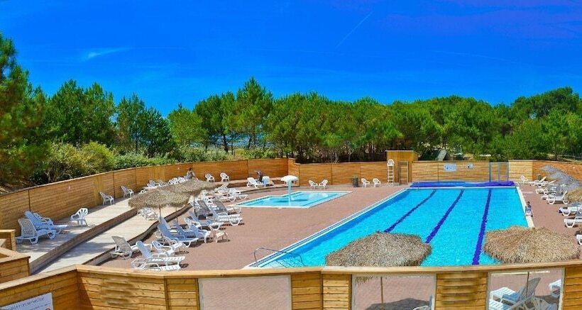 Village Club De La Grande Baie