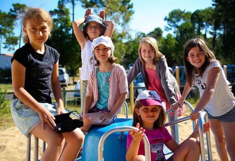 Village Club De La Grande Baie